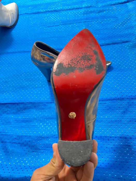 Tufli lobuten qizlar uchun