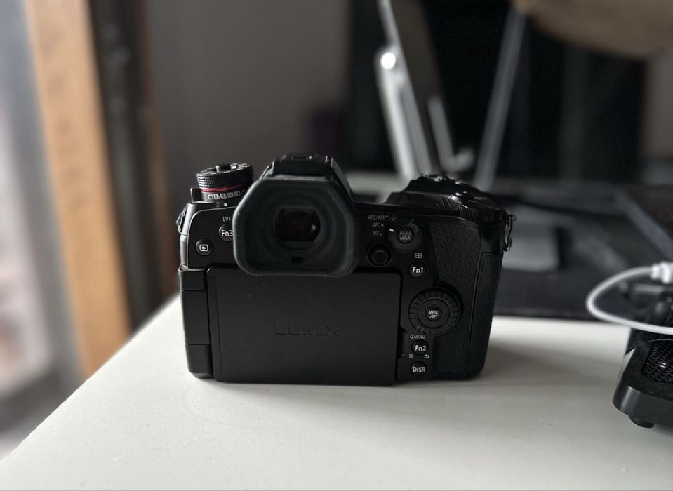 Aparat foto Panasonic Lumix G9L