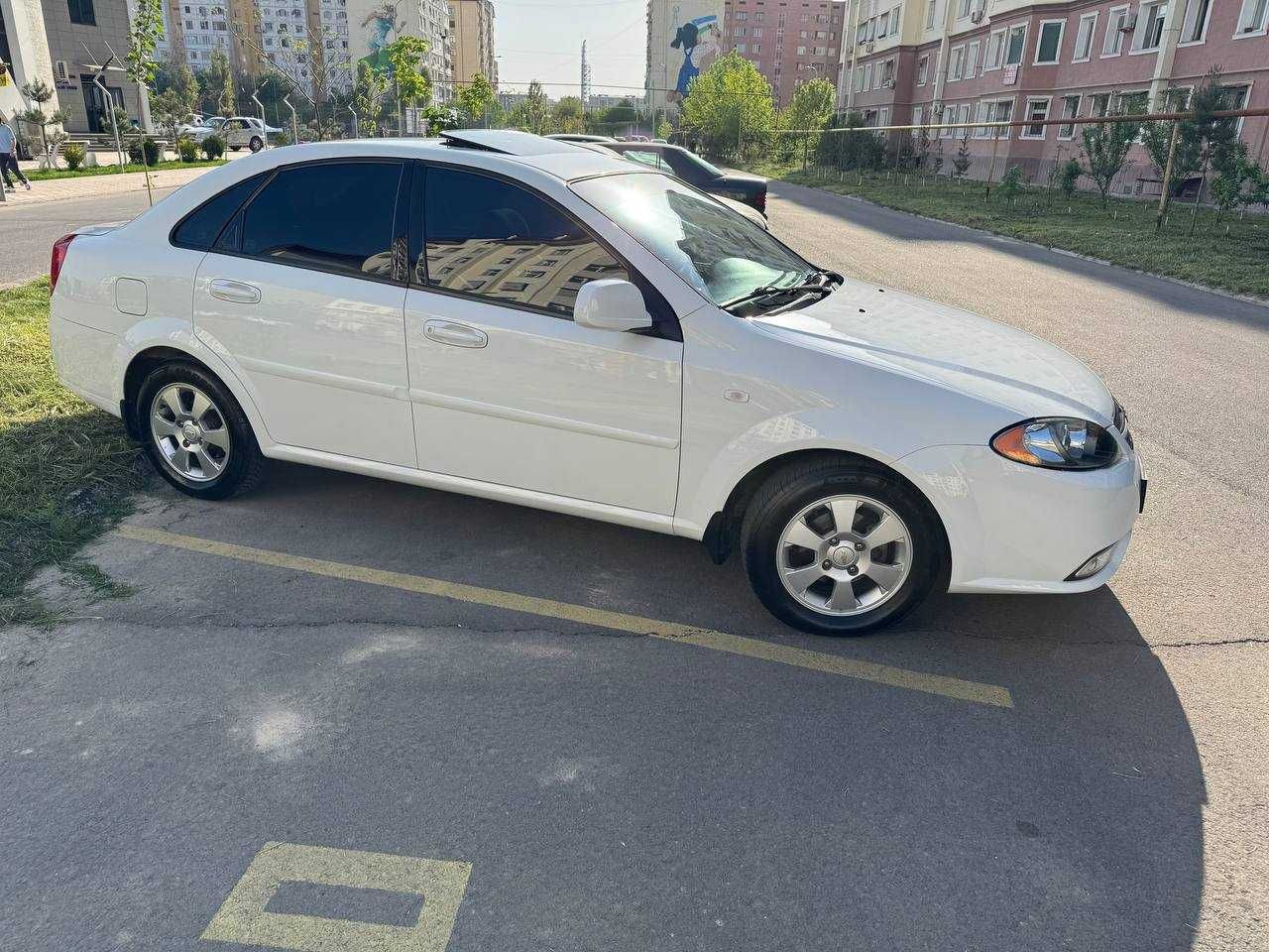 lacetti gentra 2018, 68 000км
