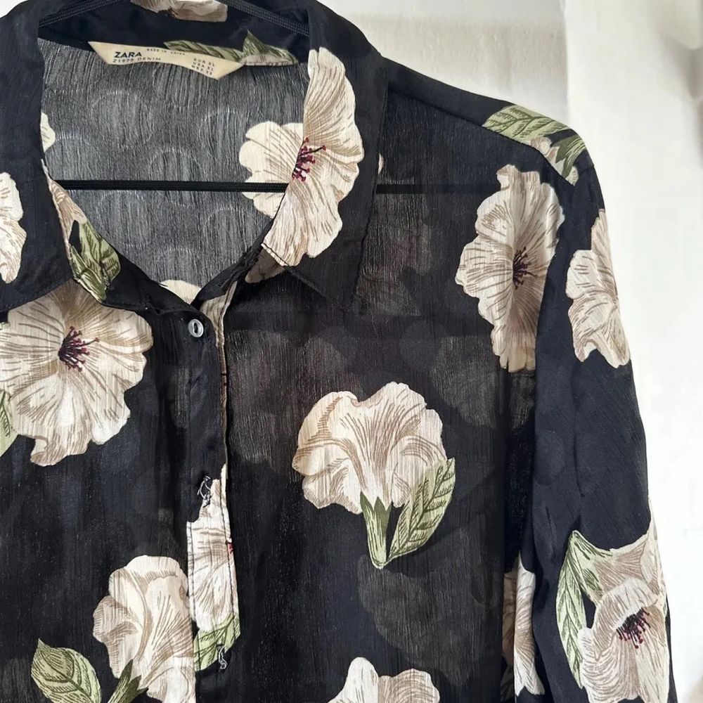 ZARA флорална риза S