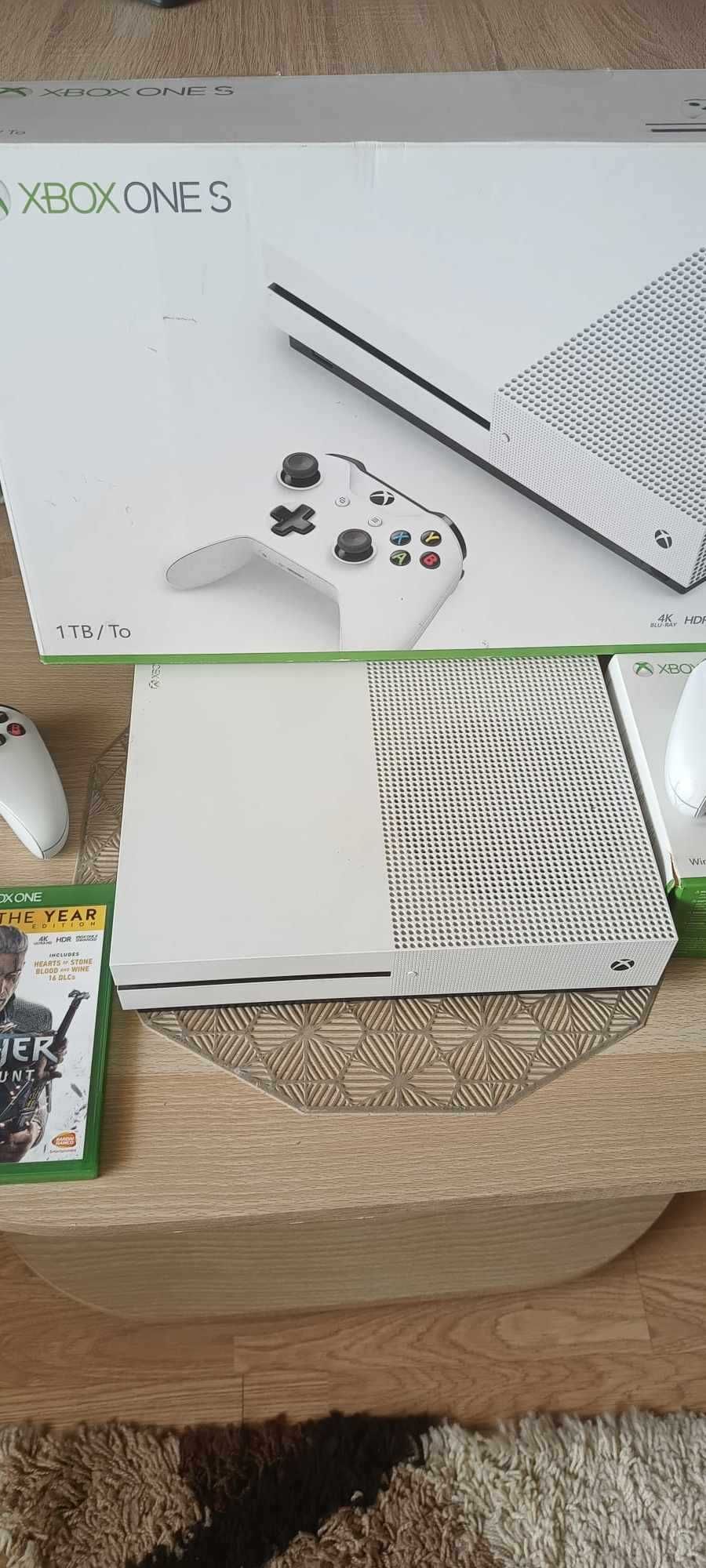 Xbox One S 1TB 4K HDR