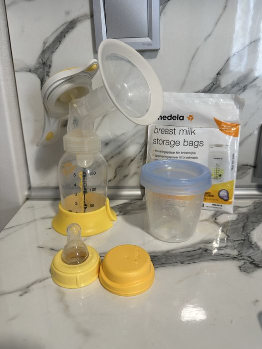 Помпа за кърма Medela