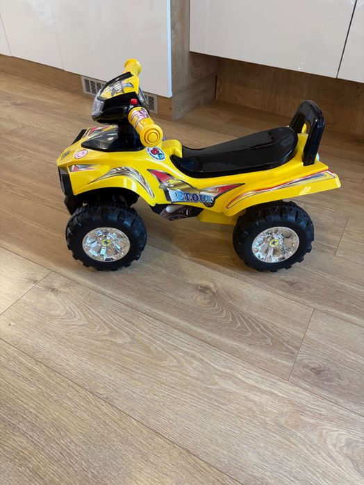 Детско АТВ играчка Moni, жълто