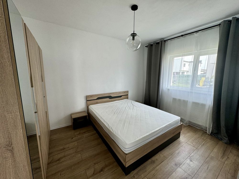 ÎNCHIRIEZ APARTAMENTCu 2 camere si curte privata!