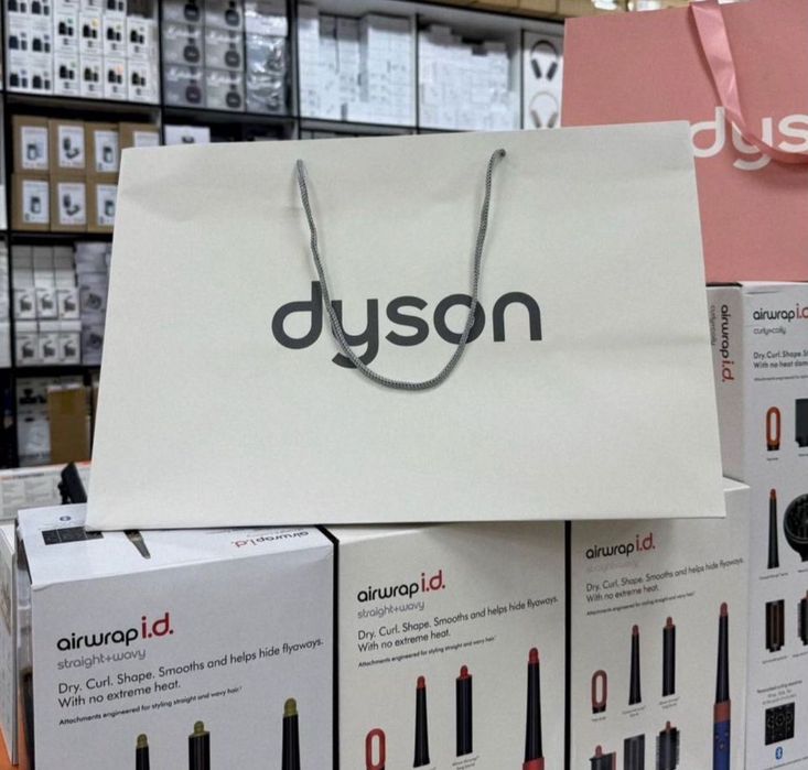 Новые фирменные подарочные большие пакеты Dyson
