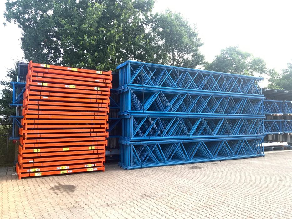 Rafturi metalice industriale