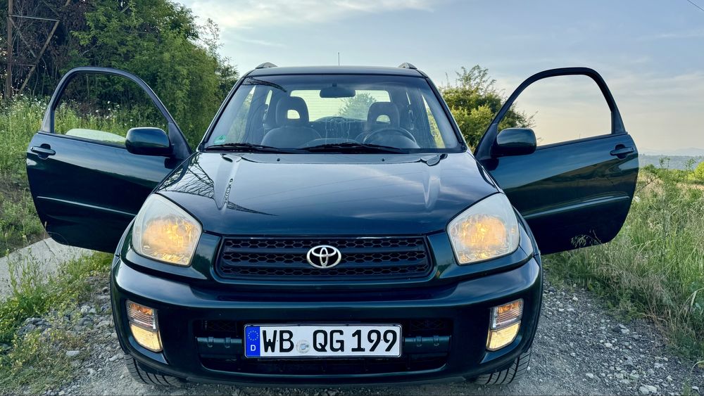 TOYOTA RAV 4 2.0 VVT-I 4X4 2001 aer conditionat stare f buna