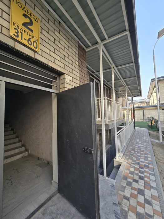 Qo'yliq Kompasda Tayyor, Ta'mirlangan 3 Xonali Kvartira!