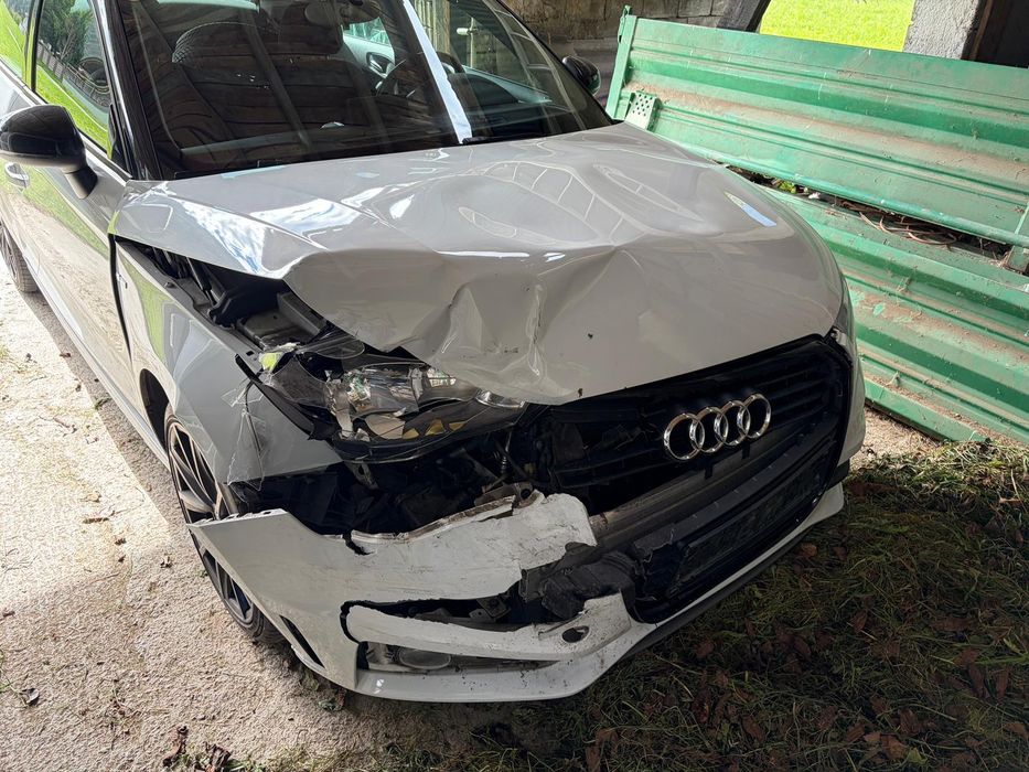 Audi A1 1.2tsi Avariat 2014 S-line