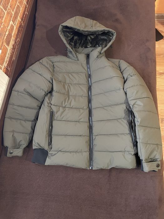 Мъжко яке S размер отговаря и на М