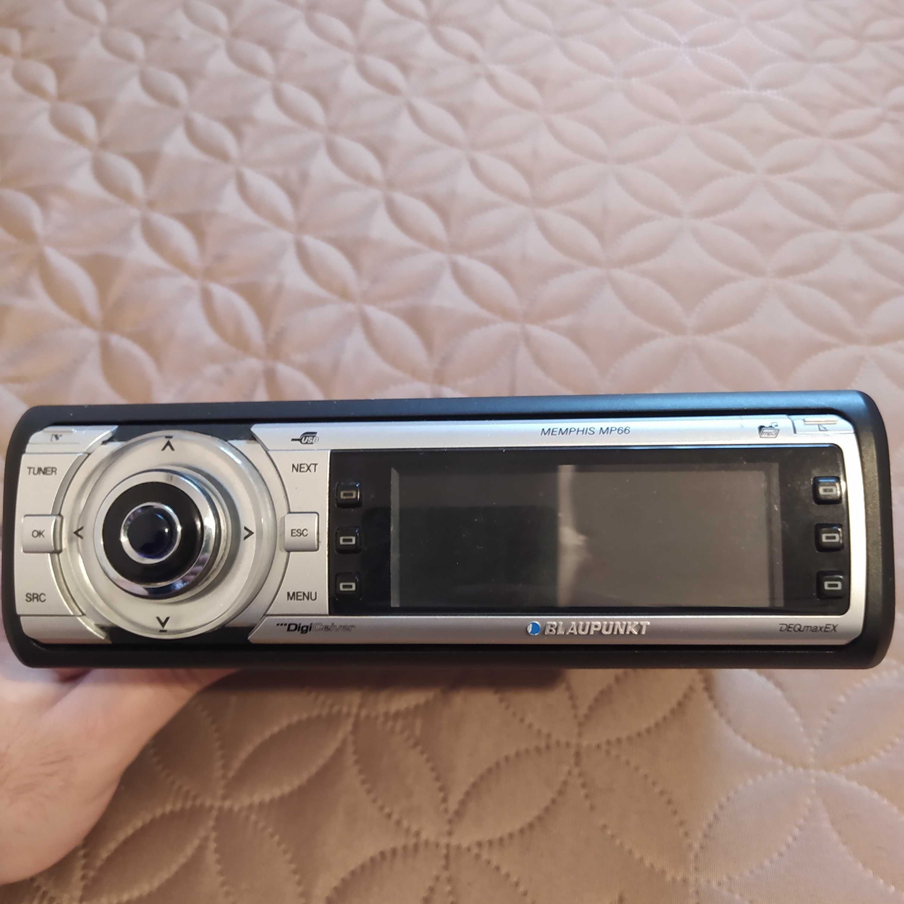 Продавам авторадио MP3 плеър Blaupunkt