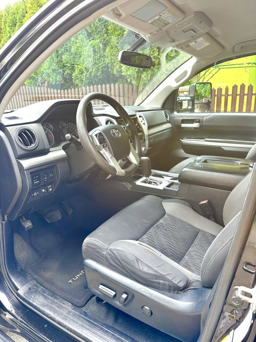 Toyota Tundra 5.7 Hemi An 2014 Autoutilitara 4x4 Primul Proprietar