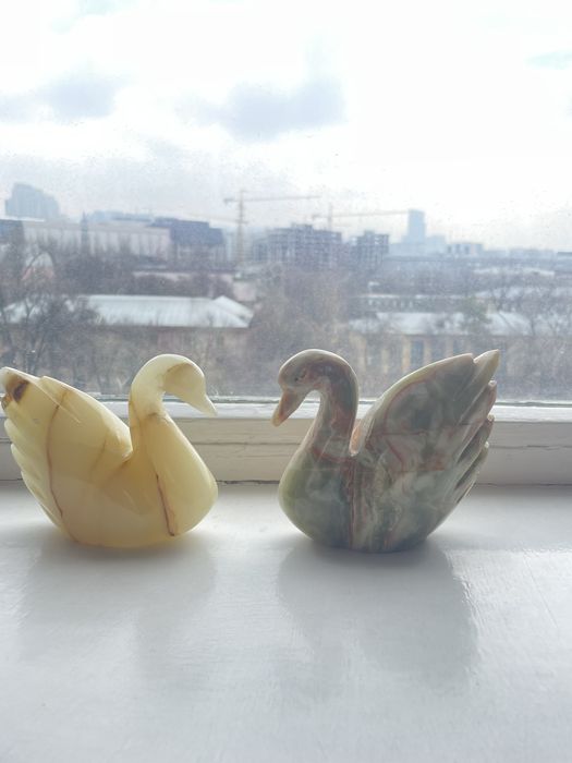 Сувенир Лебедь из оникса