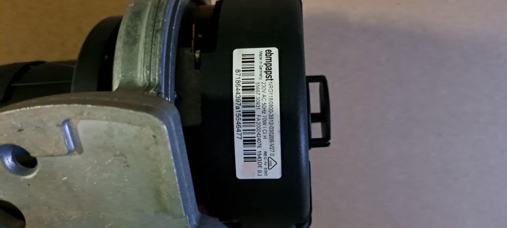 vând ventilator centrală termică Buderus Logamax Plus GB072-24K V3