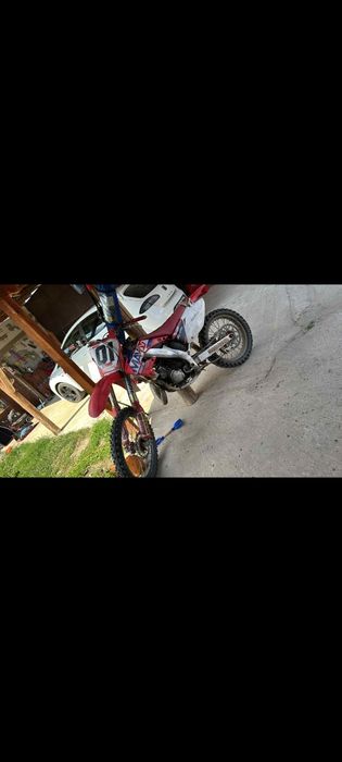 Vând Honda cross 125 Pw