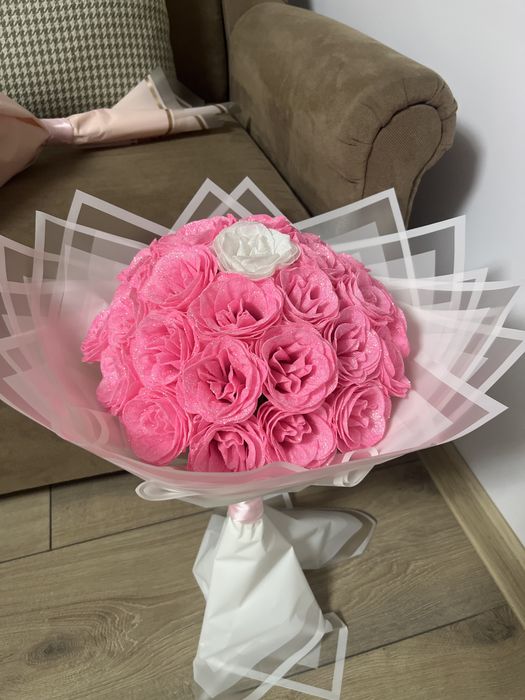 Trandafiri din Satin