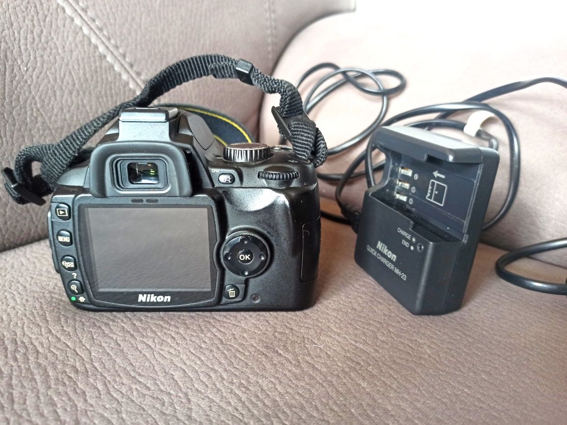Nikon D60/body/DSLR