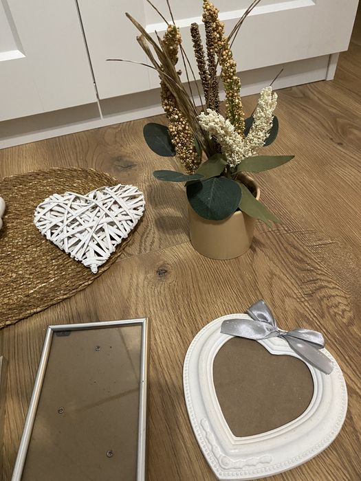 Lot decoratiuni pentru casă