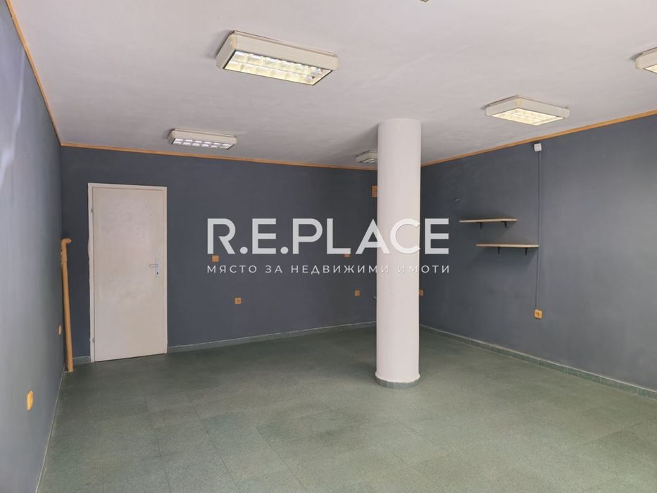 Дава се под наем Магазин в Варна, Лятно кино Тракия - 38 кв.м за 229.5 € - Снимка #1