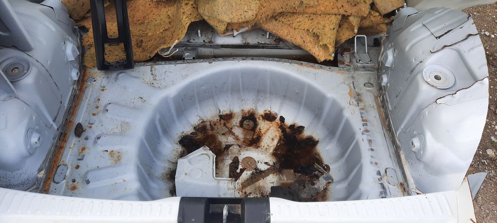 Дъно задна престилка за дачуя три.