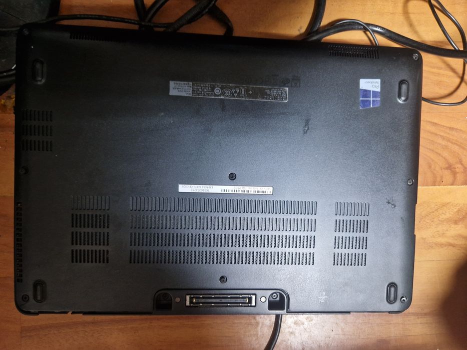 Dezmembrez Dell Latitude E7270