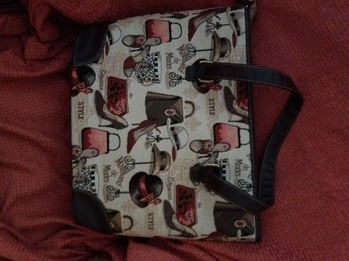 Дамска чанта SIGNARE