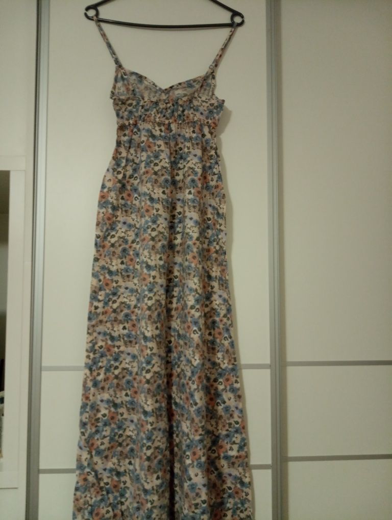 Rochie lungă de vară cu imprimeu floral