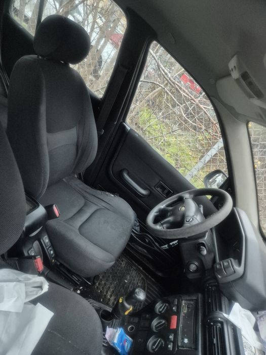 Vând Land Rover Freelander