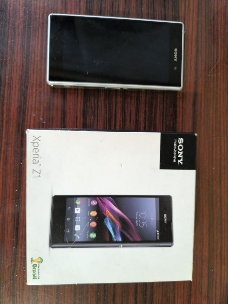 Sony Xperia Z1 запазен!