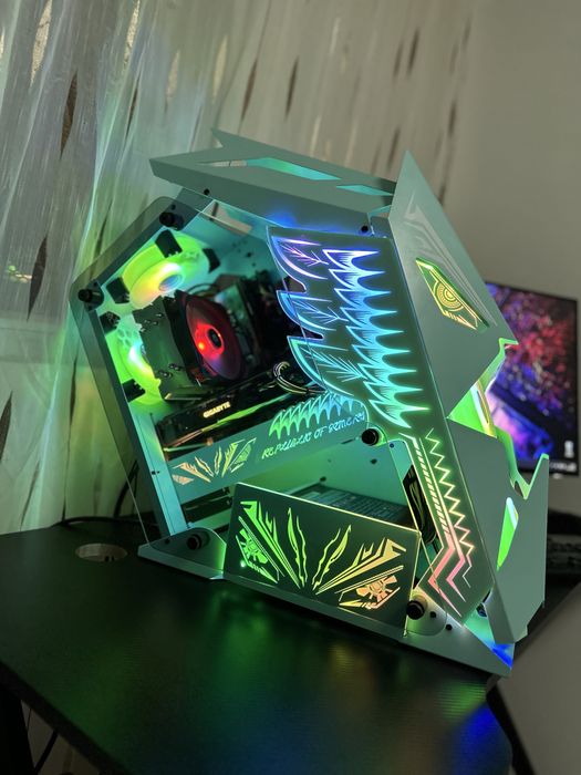 Pc gaming +monitor| i7 9700f |24gb ram| RX480 4gb|ssd 1terra