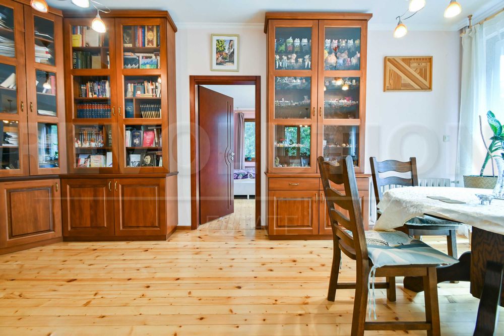 Продава се Тристаен апартамент в София, Изток - 149 кв.м за 1643 €/кв.м - Снимка #4