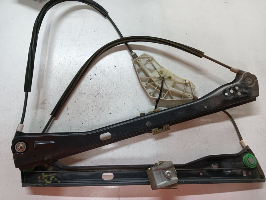 Macara geam electric  stanga fata VOLKSWAGEN GOLF V 1K1 2003 - 2009