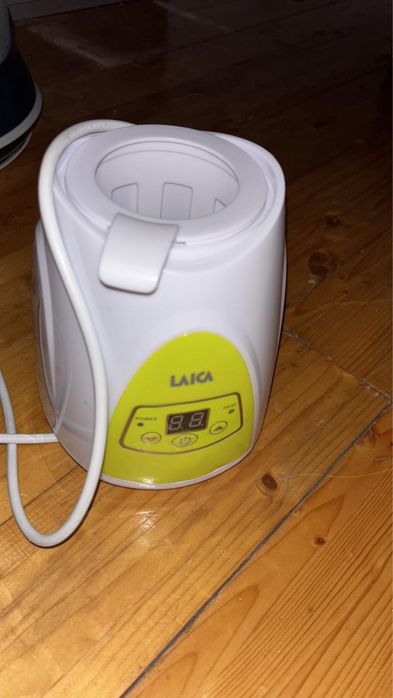 Incalzitor de biberoane