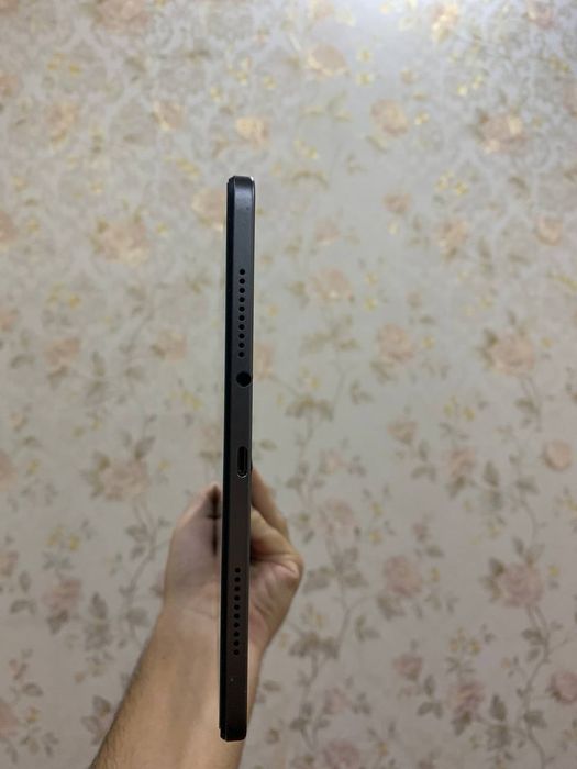 Продаётся планшет Redmi pad SE