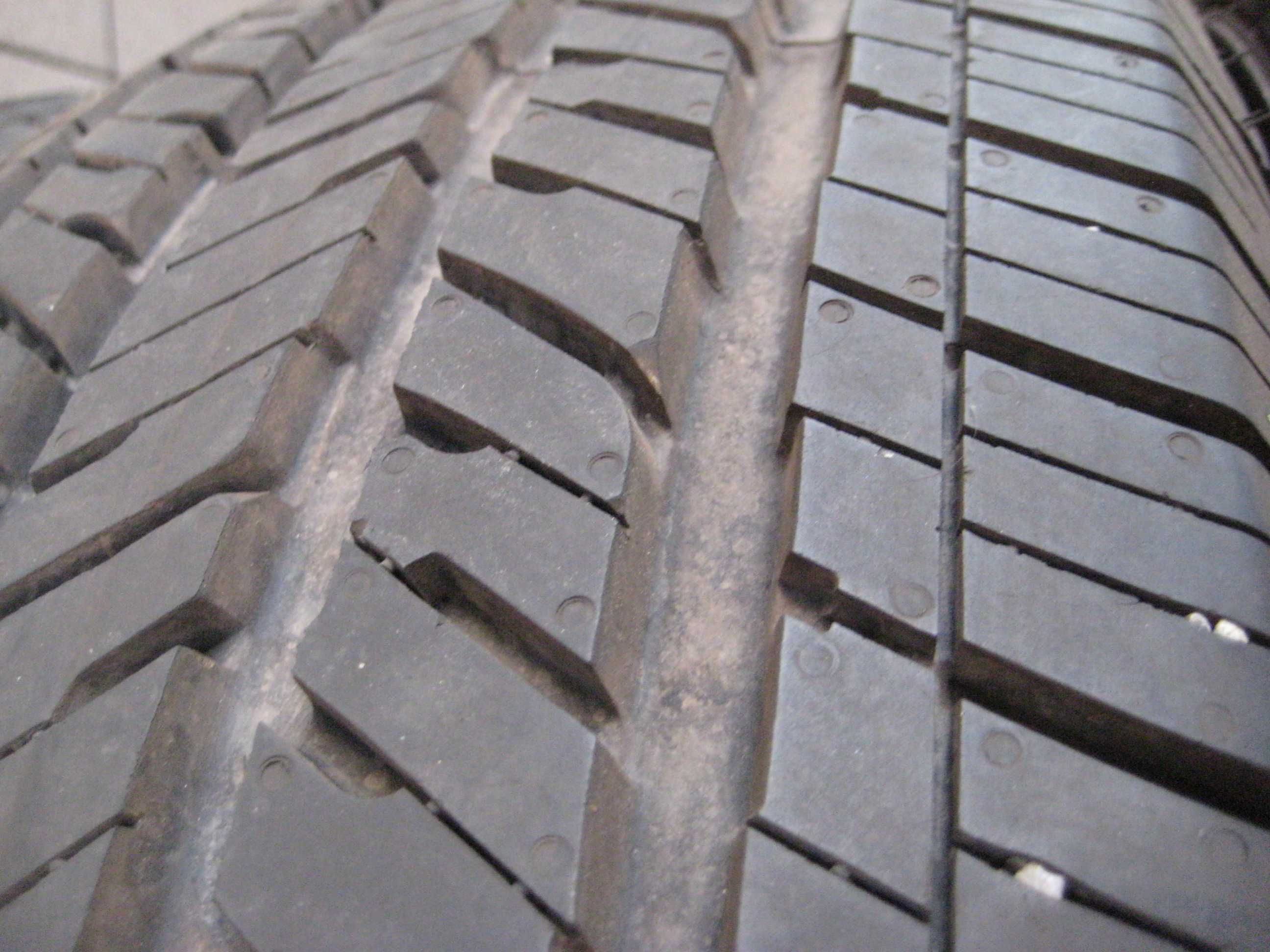 4бр. летни гуми 255/70/18 Bridgestone