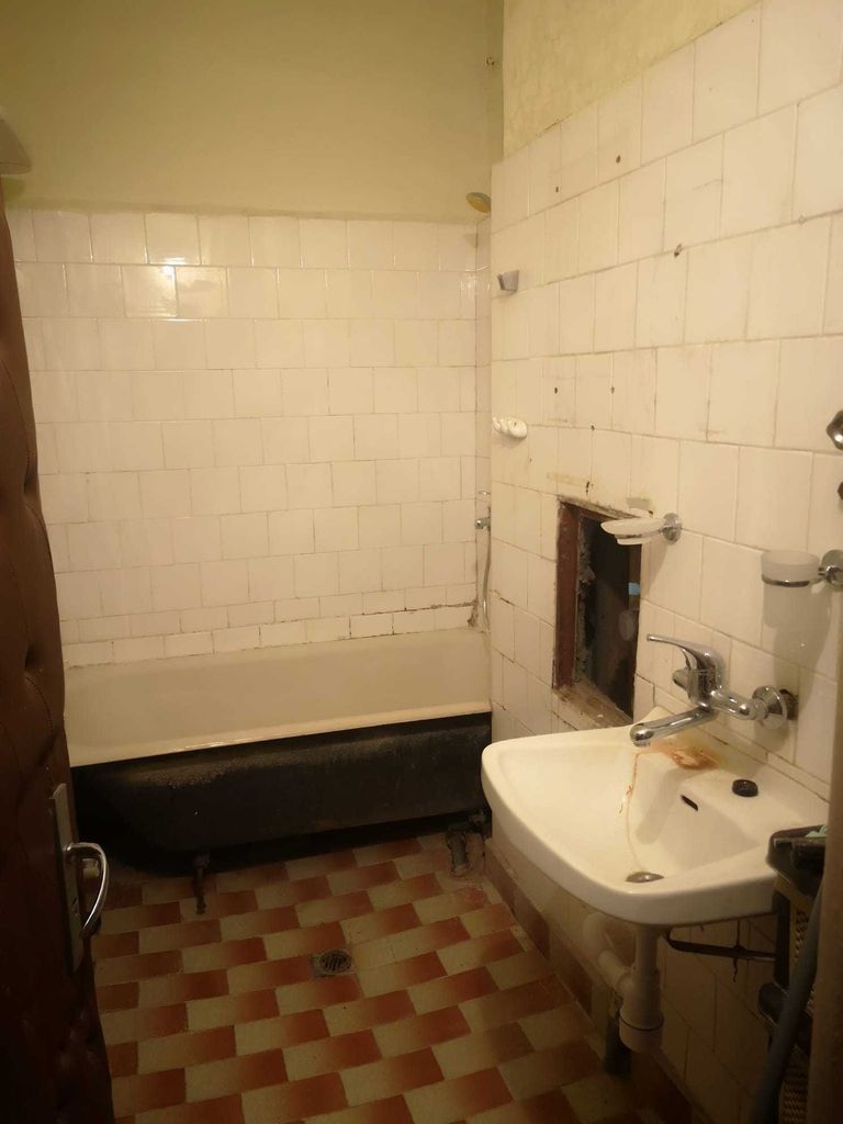 Продава се Тристаен апартамент в Козлодуй - 78 кв.м за 1090 €/кв.м - Снимка #5