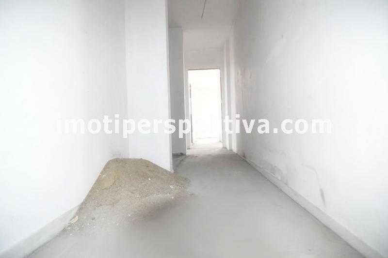 Продава се Многостаен апартамент в Пловдив, Остромила - 189 кв.м за 1300 €/кв.м - Снимка #12