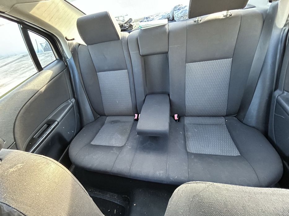 ford mondeo 1.8 gaz si benzina