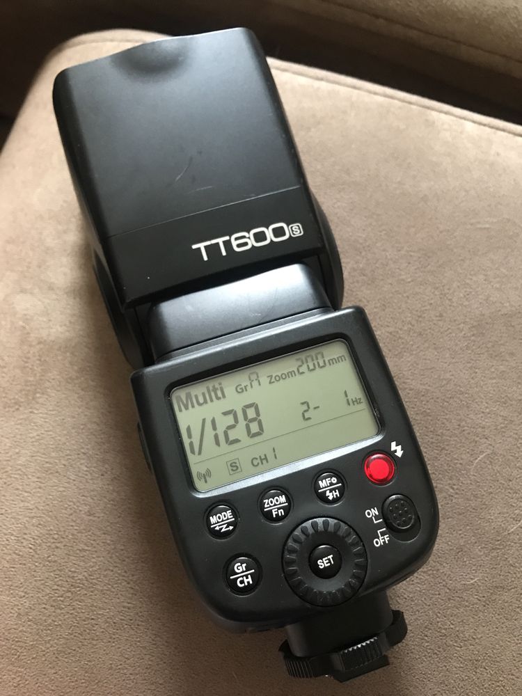 Gofox TT600s светкавица за фотоапарат