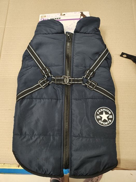 Продавам кучешко яке XL