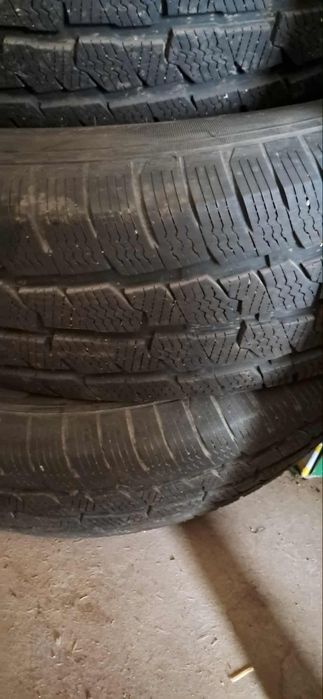 De vânzare roți Nissan Qasqai și cauciucuri 225_75_16c