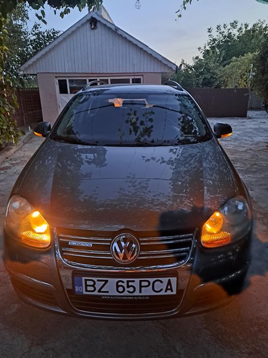 Golf 5 break,1.9tdi bls 2010,full options
Pret:4.800€ neg.