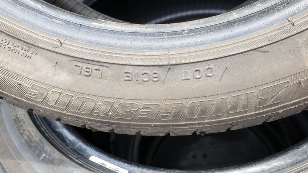Гуми 215 45 16 бриджстоун