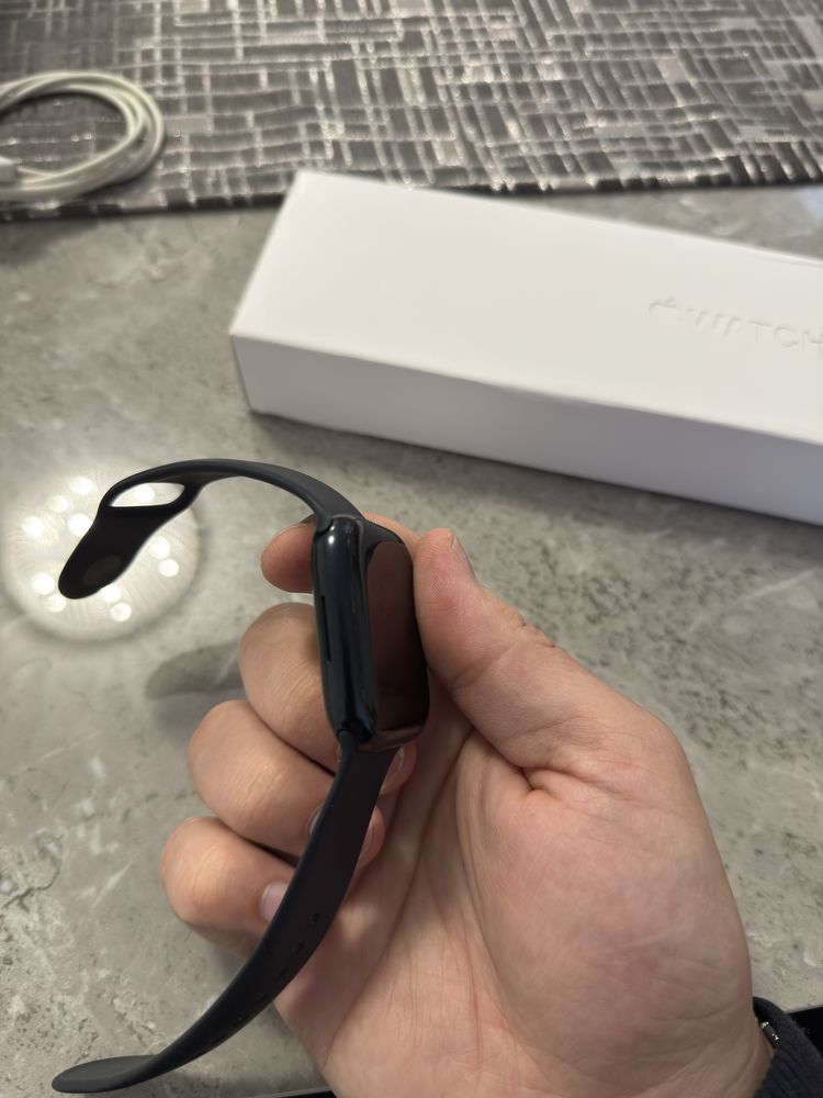 Apple Watch 7 GPS + Cellular