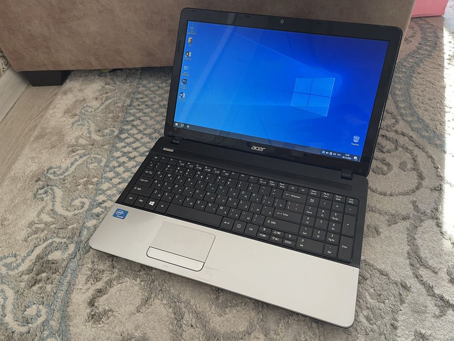 Продам ноутбук Acer Aspire E1-531