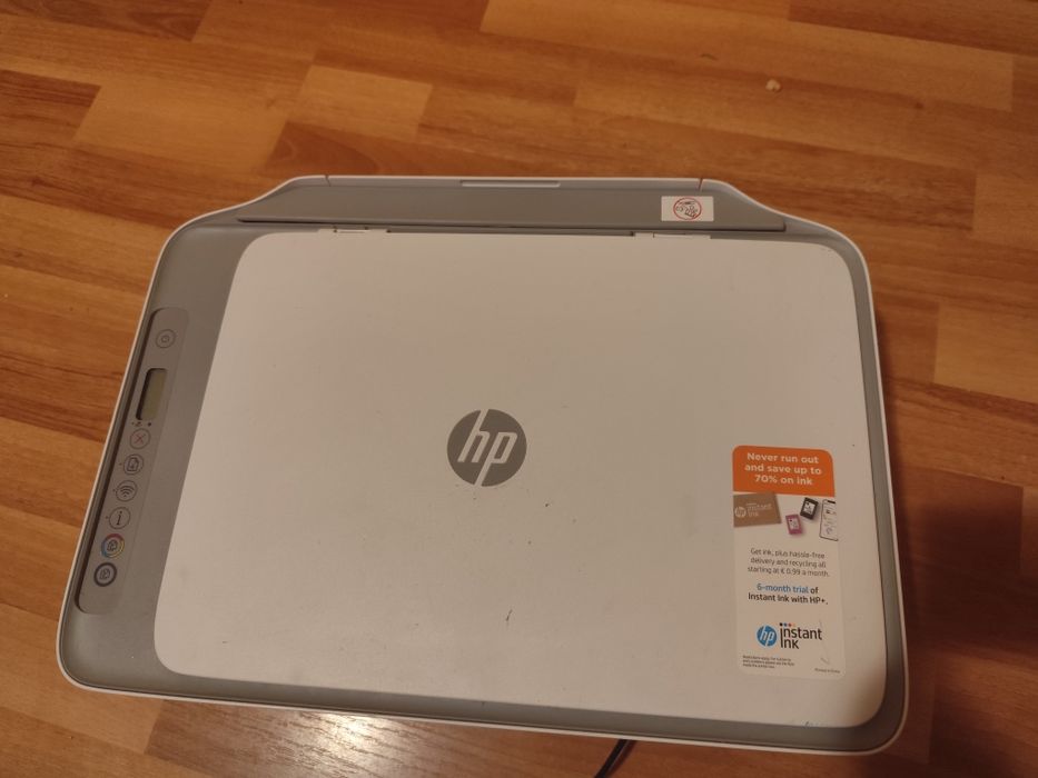Imprimanta color cu cartușe color HP