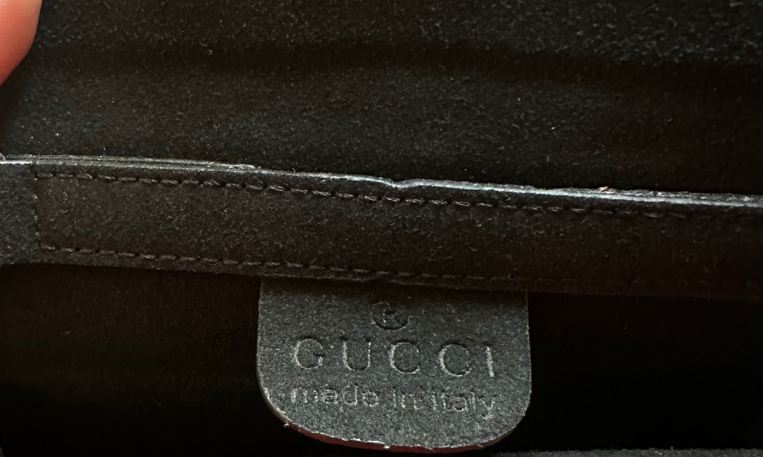 Малка дамска черна чанта Gucci