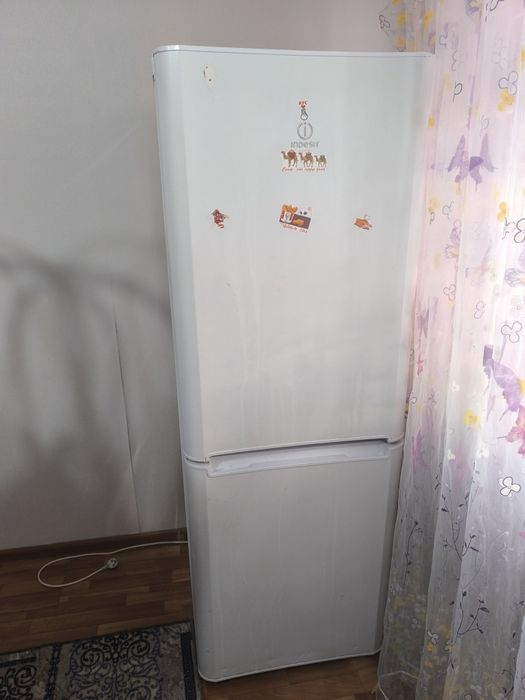 Продам Холодильник рабочий