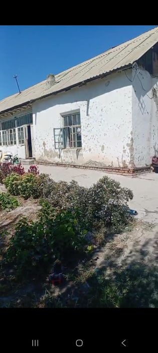 Samarqand vil ishtixon tumanida 30 sotixli hovli sotiladi 30000 $