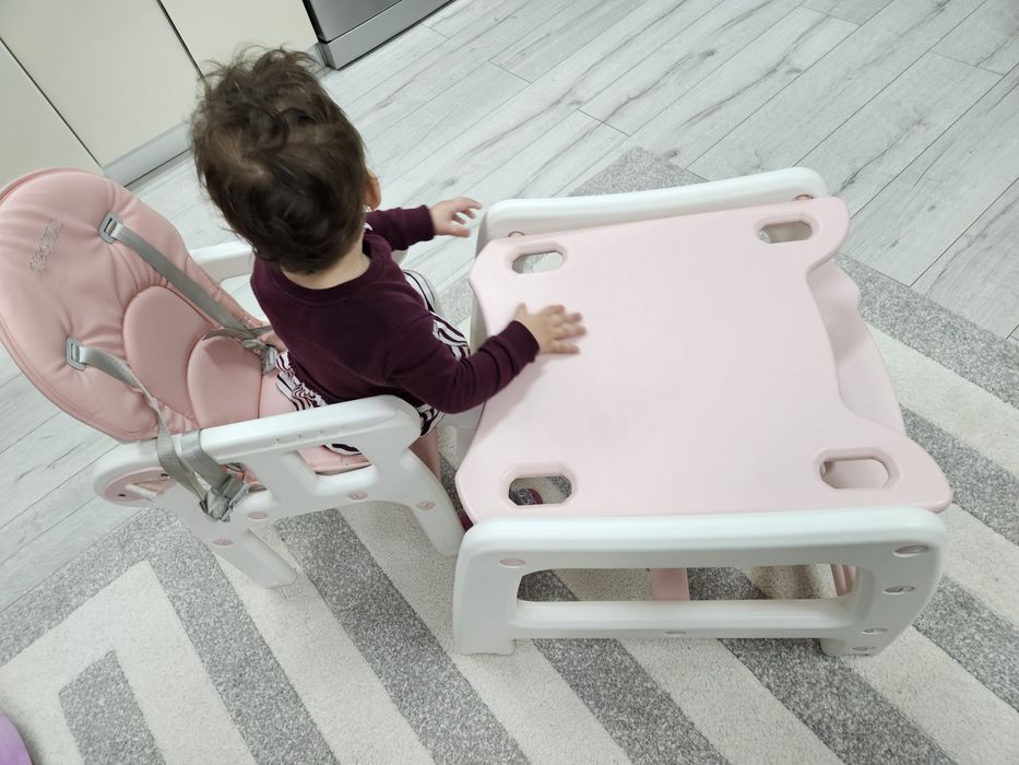 Scaun de masa bebe
